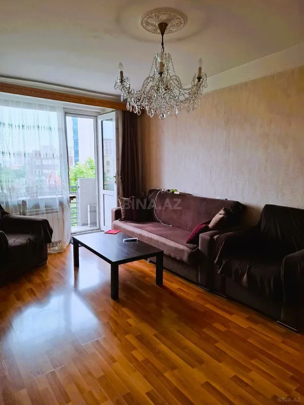 Satılır 2 otaqlı mənzil 60 m²