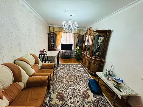 Satılır 4 otaqlı mənzil 100 m² — Bakı, Şəhər mərkəzi 4 otaq 100.00 m²