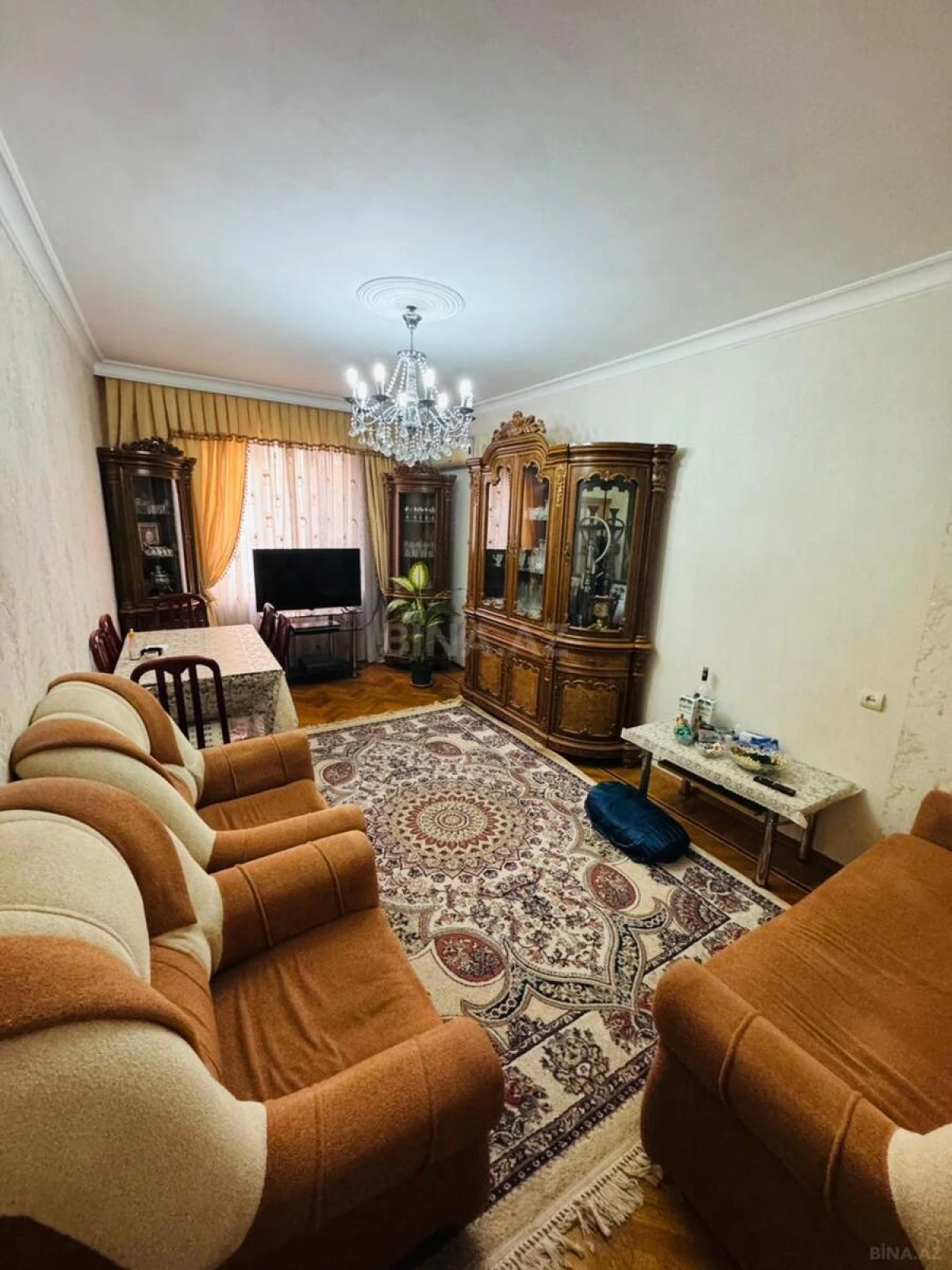 Satılır 4 otaqlı mənzil 100 m²