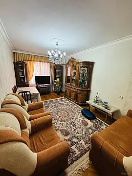 Satılır 4 otaqlı mənzil 100 m²