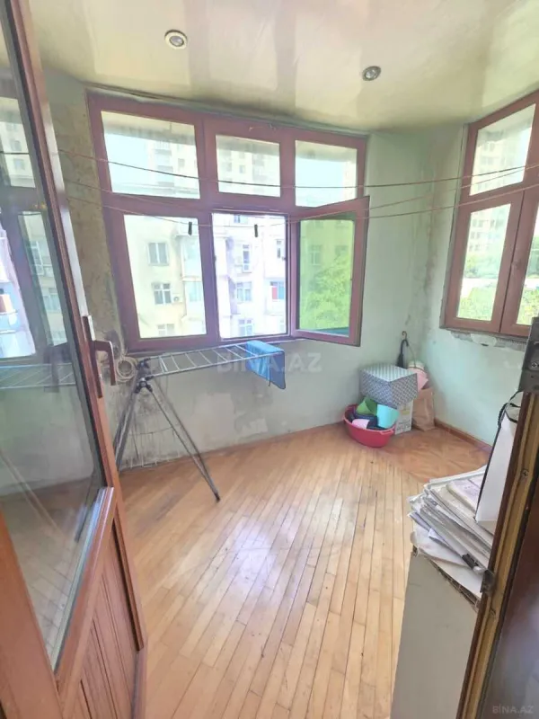 Satılır 3 otaqlı mənzil 72 m²