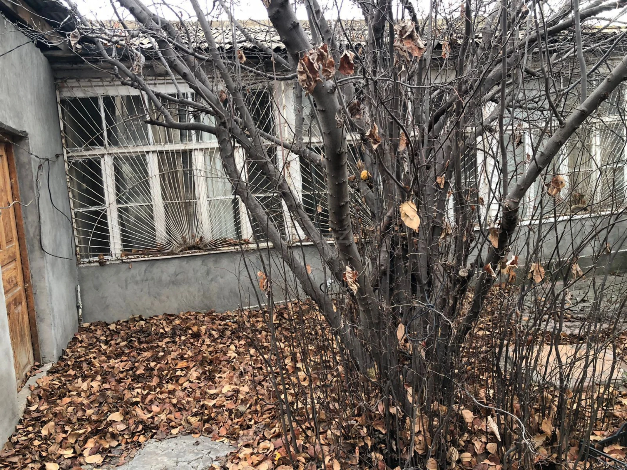 Satılır 5 otaqlı həyət evi 175 m²