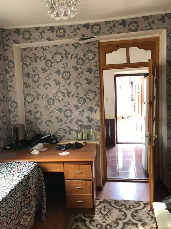 Satılır 5 otaqlı həyət evi 175 m²