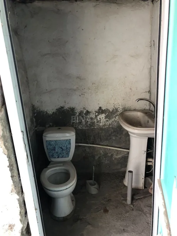 Satılır 5 otaqlı həyət evi 175 m²