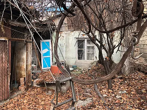 Satılır 5 otaqlı həyət evi 175 m²