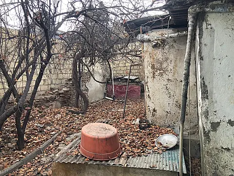 Satılır 5 otaqlı həyət evi 175 m²