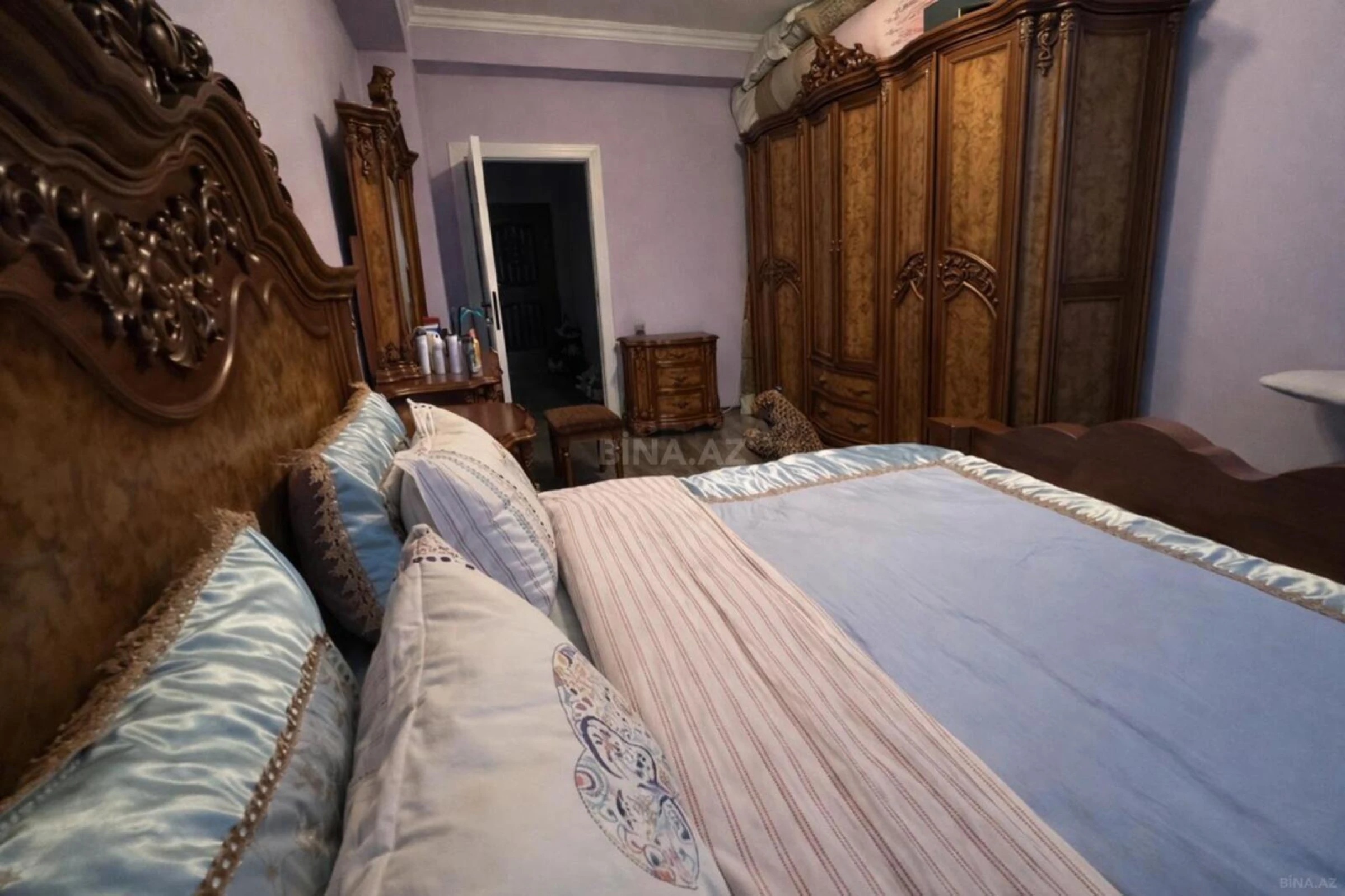 Satılır 3 otaqlı mənzil 121 m²