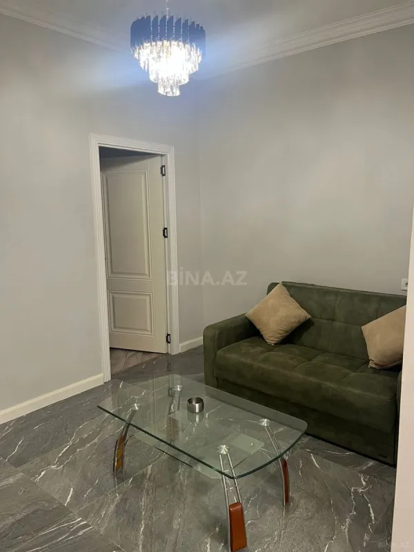 Kirayə verilir 4 otaqlı mənzil 110 m²
