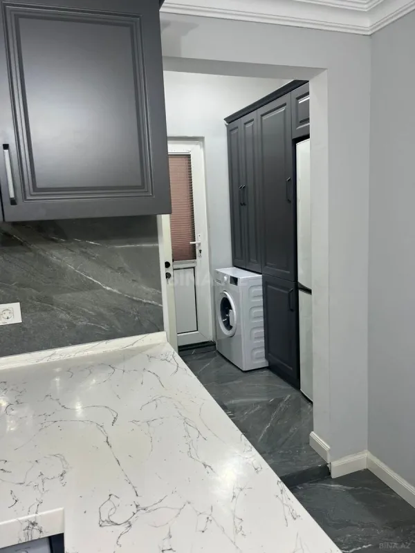 Kirayə verilir 4 otaqlı mənzil 110 m²