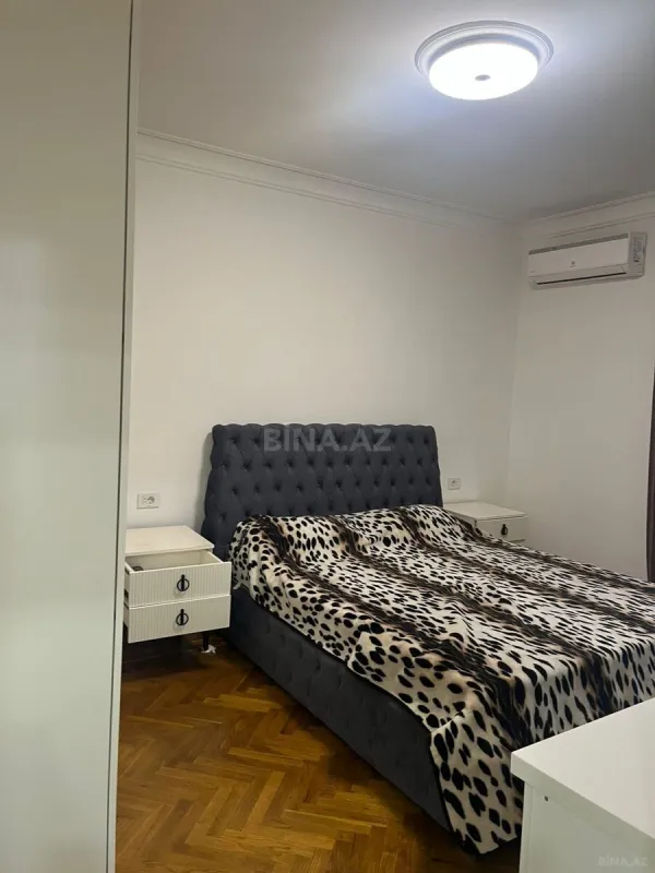 Kirayə verilir 4 otaqlı mənzil 110 m²