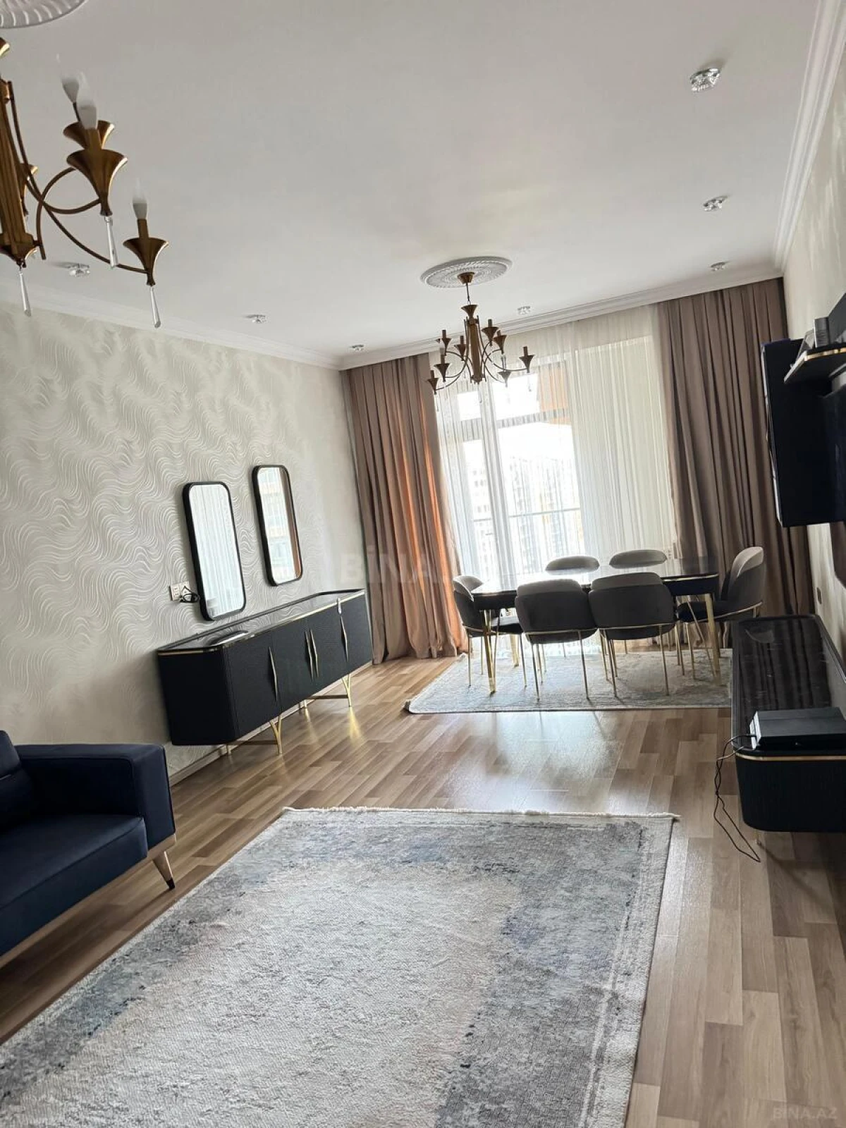 Satılır 2 otaqlı mənzil 99 m²