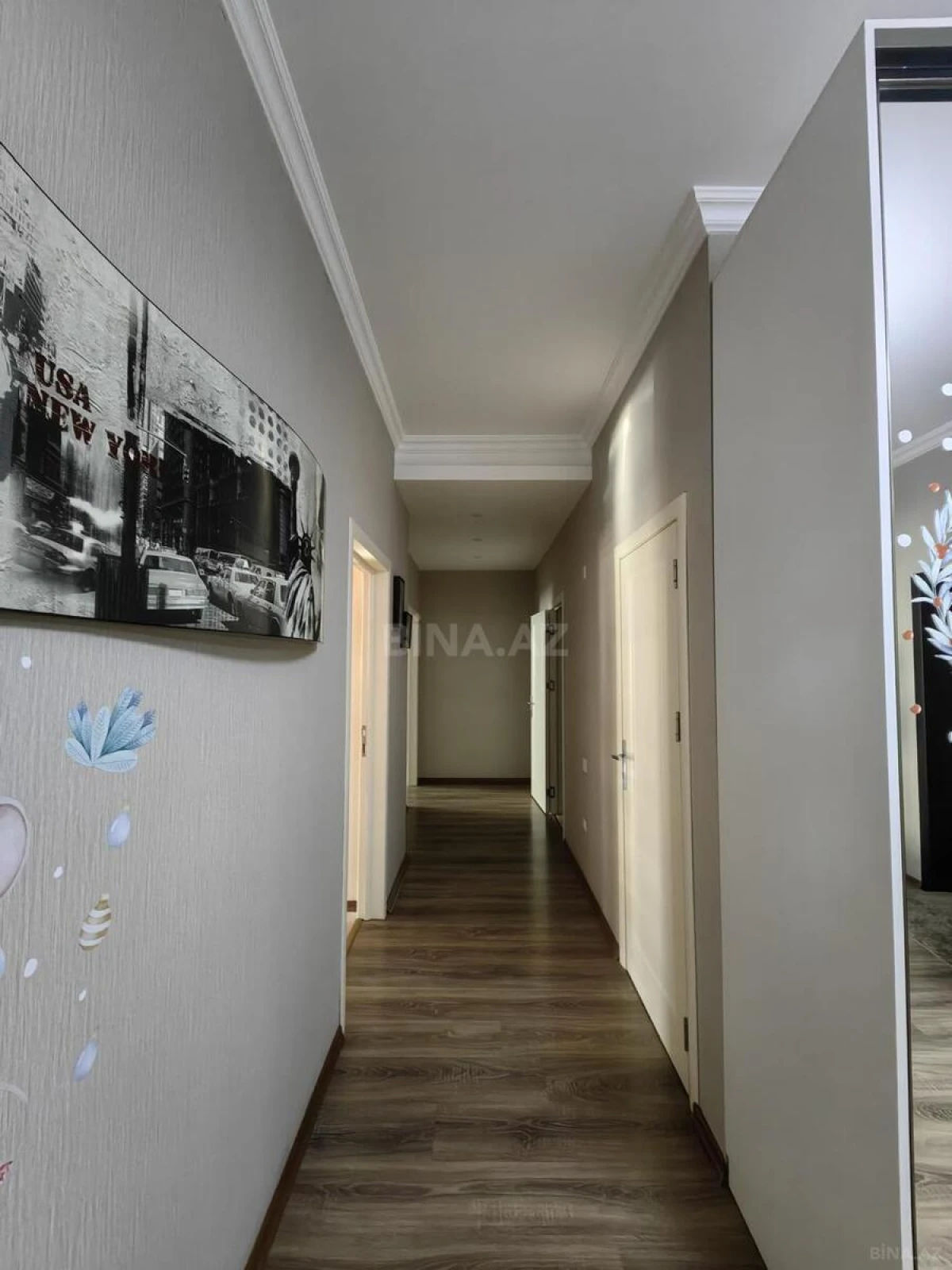 Kirayə verilir 2 otaqlı mənzil 90 m²