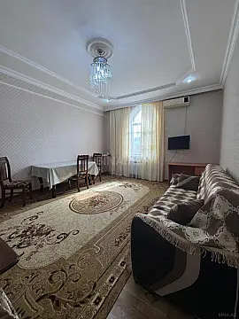 Kirayə verilir 2 otaqlı mənzil 75 m²