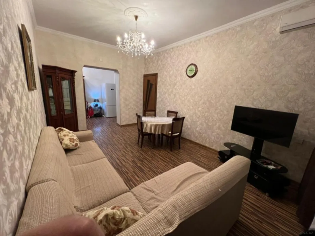 Satılır 3 otaqlı mənzil 90 m²