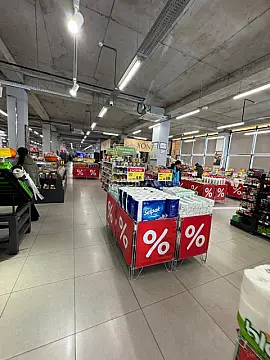 Satılır obyekt 1400 m²