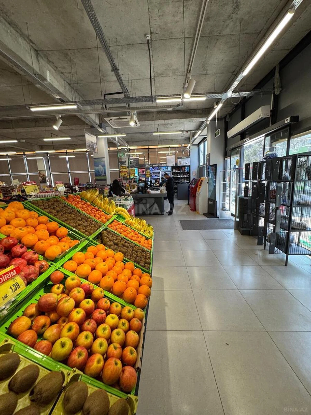 Satılır obyekt 1400 m²