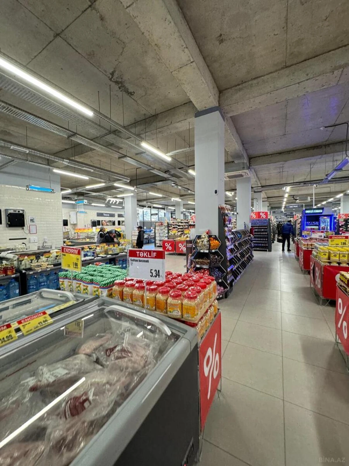 Satılır obyekt 1400 m²