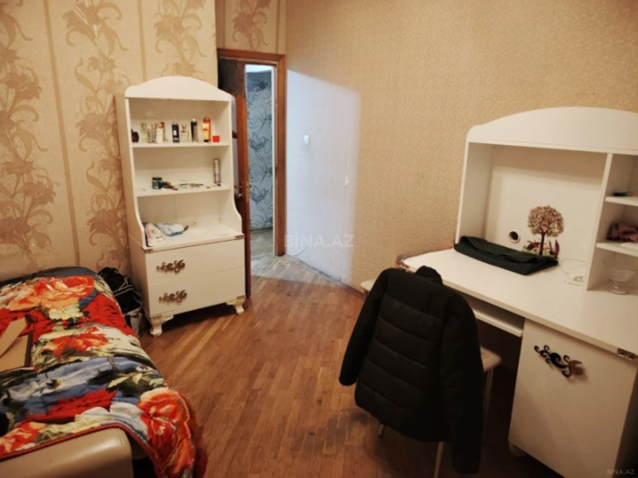 Kirayə verilir 5 otaqlı mənzil 100 m²