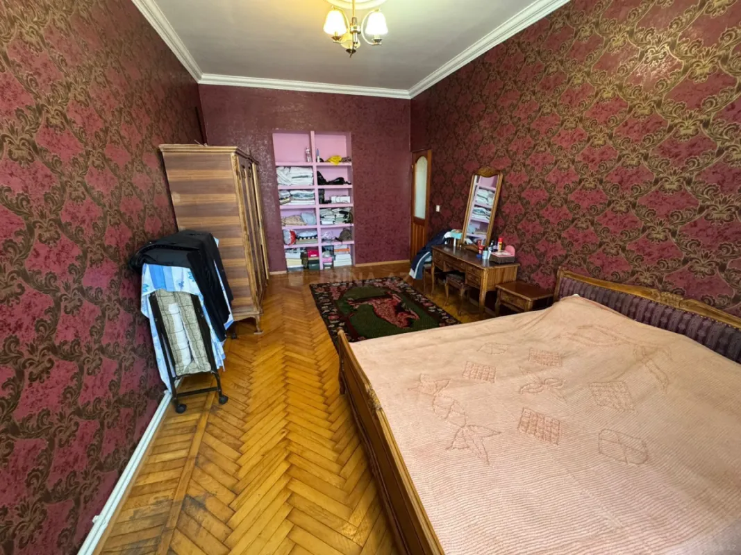 Satılır 3 otaqlı mənzil 74.3 m²