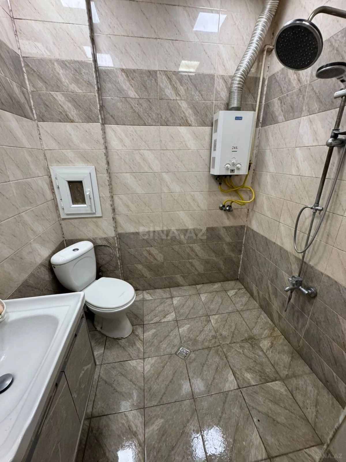 Satılır 3 otaqlı mənzil 74.3 m²