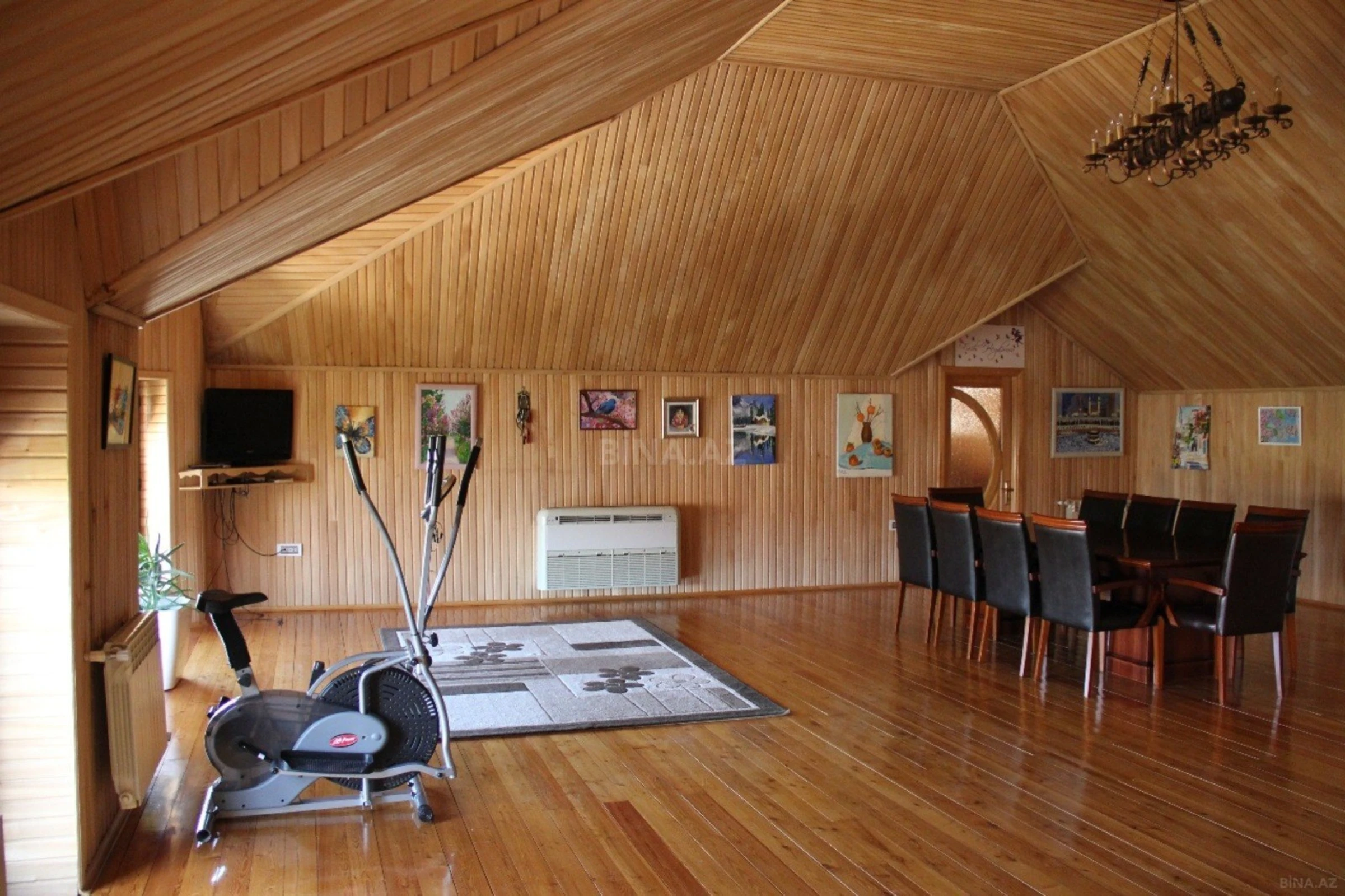 Satılır 6 otaqlı həyət evi 440 m²