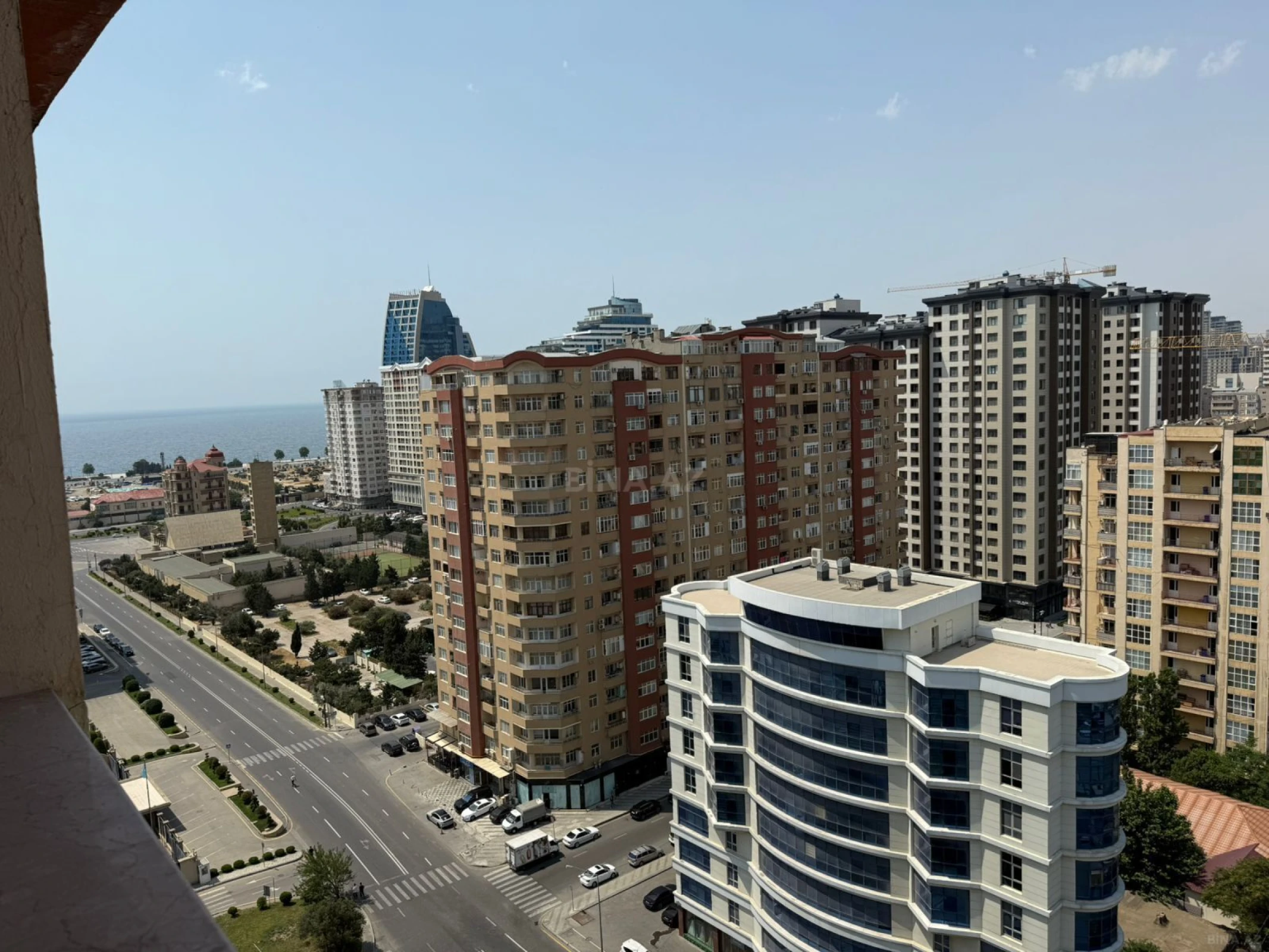 Satılır 3 otaqlı mənzil 96 m²