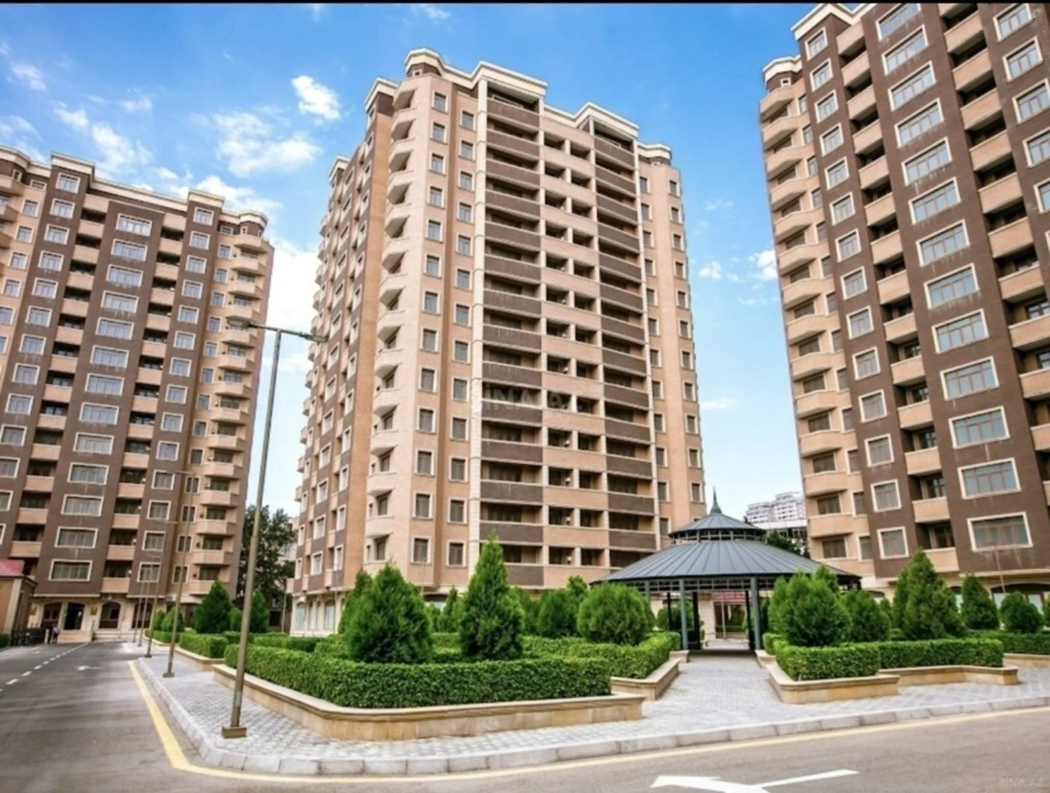 Satılır 3 otaqlı mənzil 115 m²