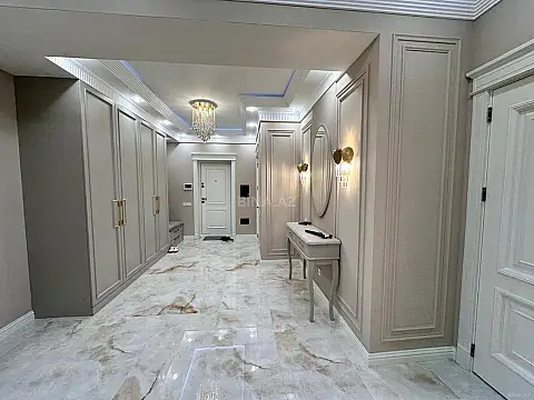 Satılır 3 otaqlı mənzil 115 m²