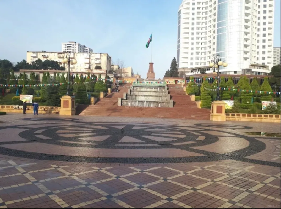 Satılır 2 otaqlı mənzil 65 m²