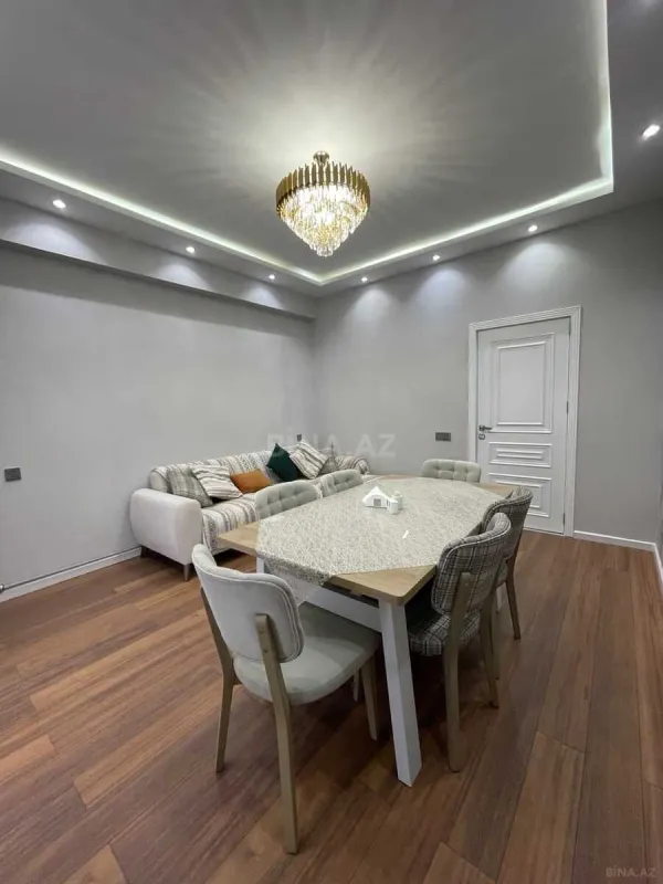 Satılır 2 otaqlı mənzil 65 m²