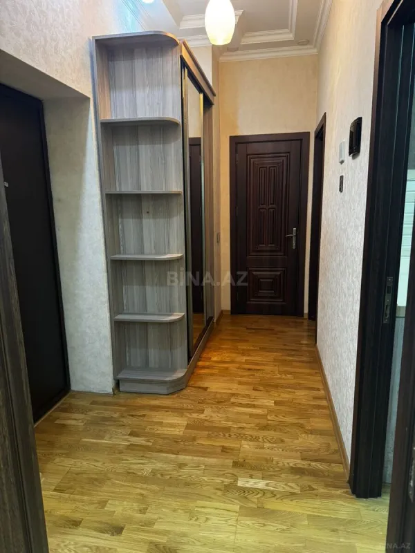 Kirayə verilir 2 otaqlı mənzil 70 m²