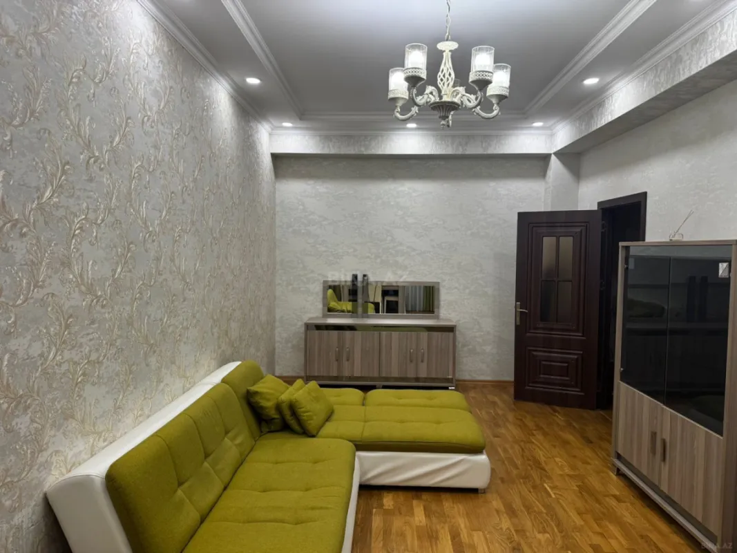 Kirayə verilir 2 otaqlı mənzil 70 m²