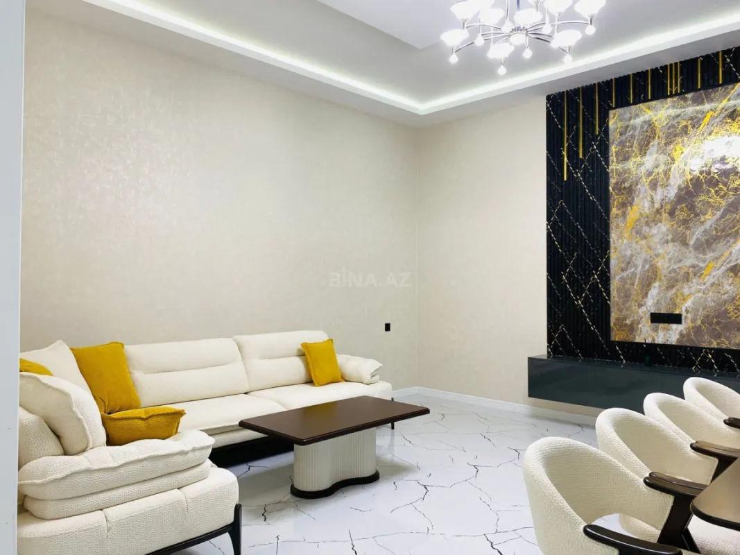 Satılır 4 otaqlı həyət evi 210 m²