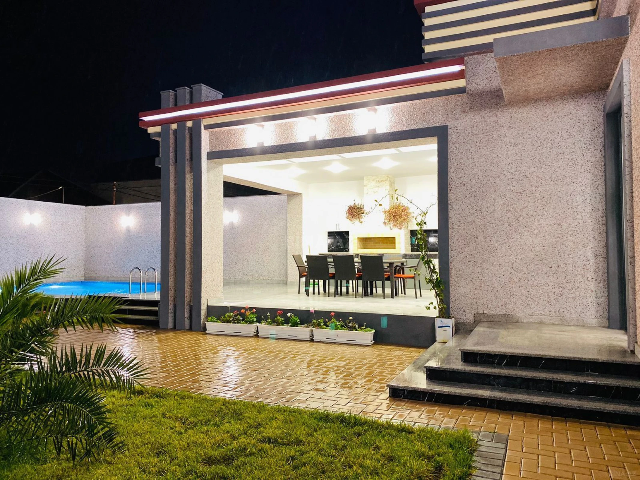 Satılır 4 otaqlı həyət evi 210 m²