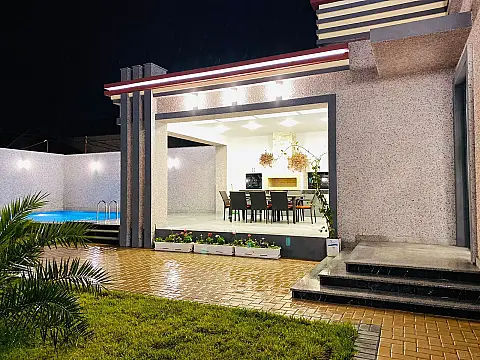 Satılır 4 otaqlı həyət evi 210 m²