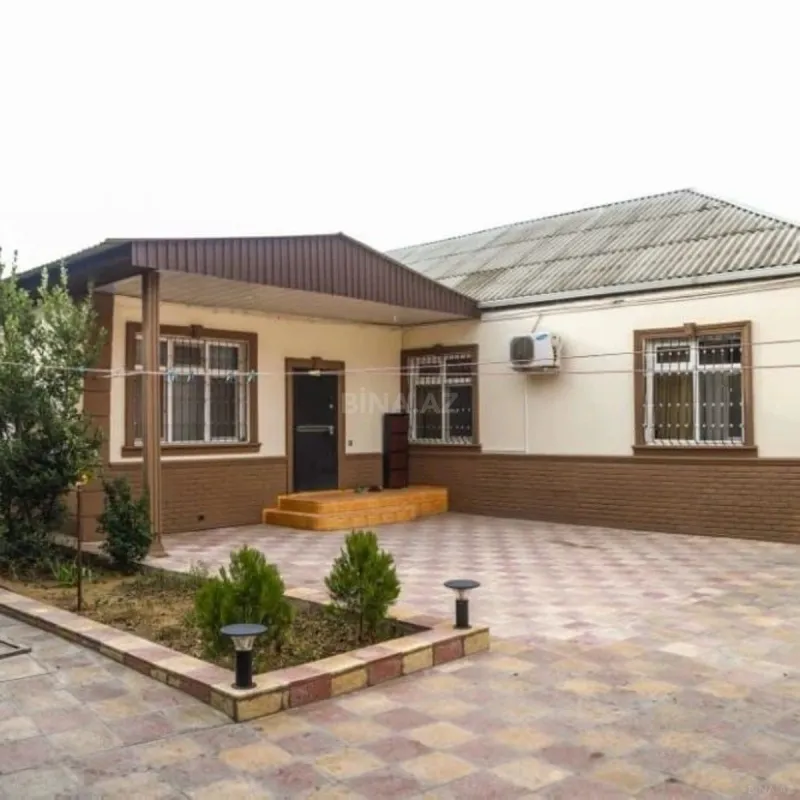 Satılır 7 otaqlı həyət evi 300 m²