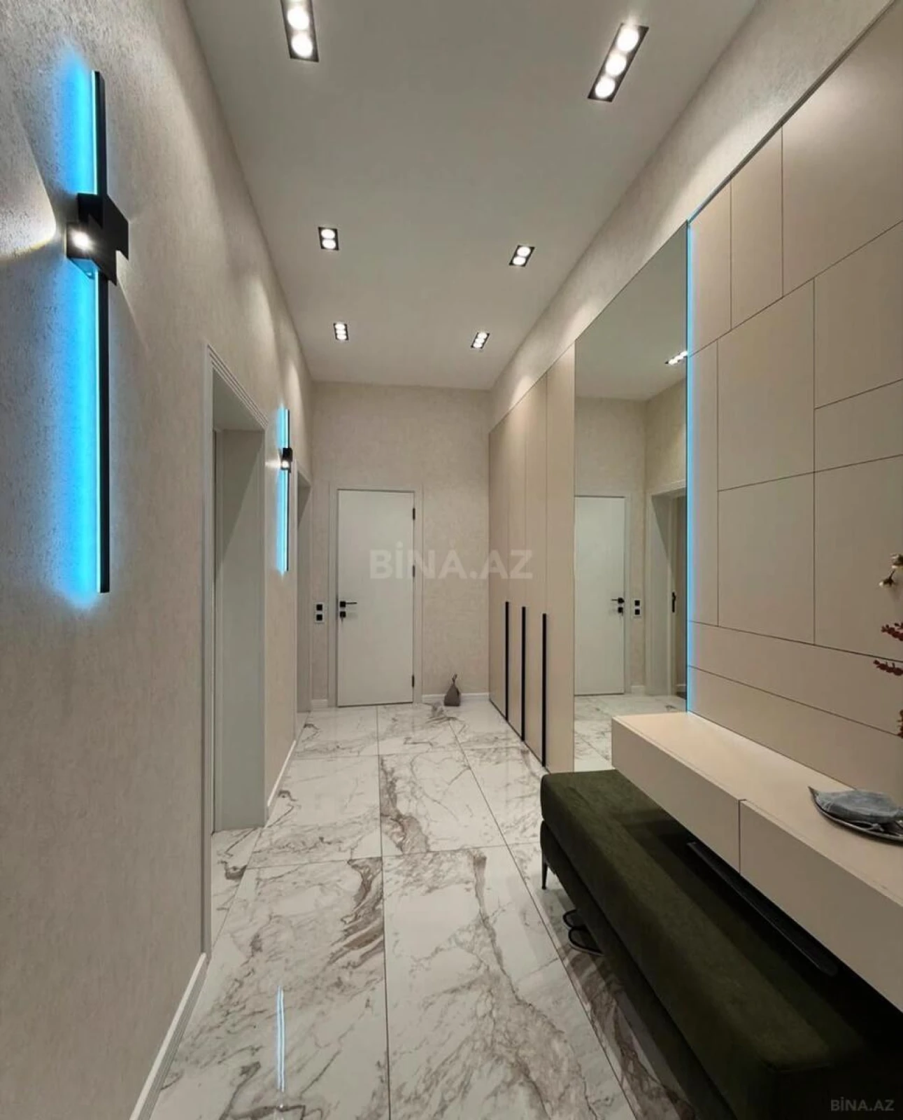 Kirayə verilir 2 otaqlı mənzil 77 m²