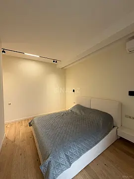 Kirayə verilir 2 otaqlı mənzil 110 m²