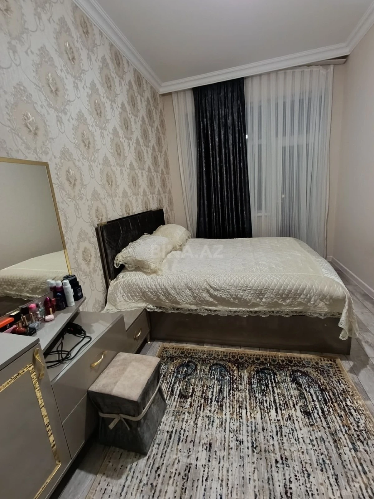 Satılır 2 otaqlı mənzil 70 m²