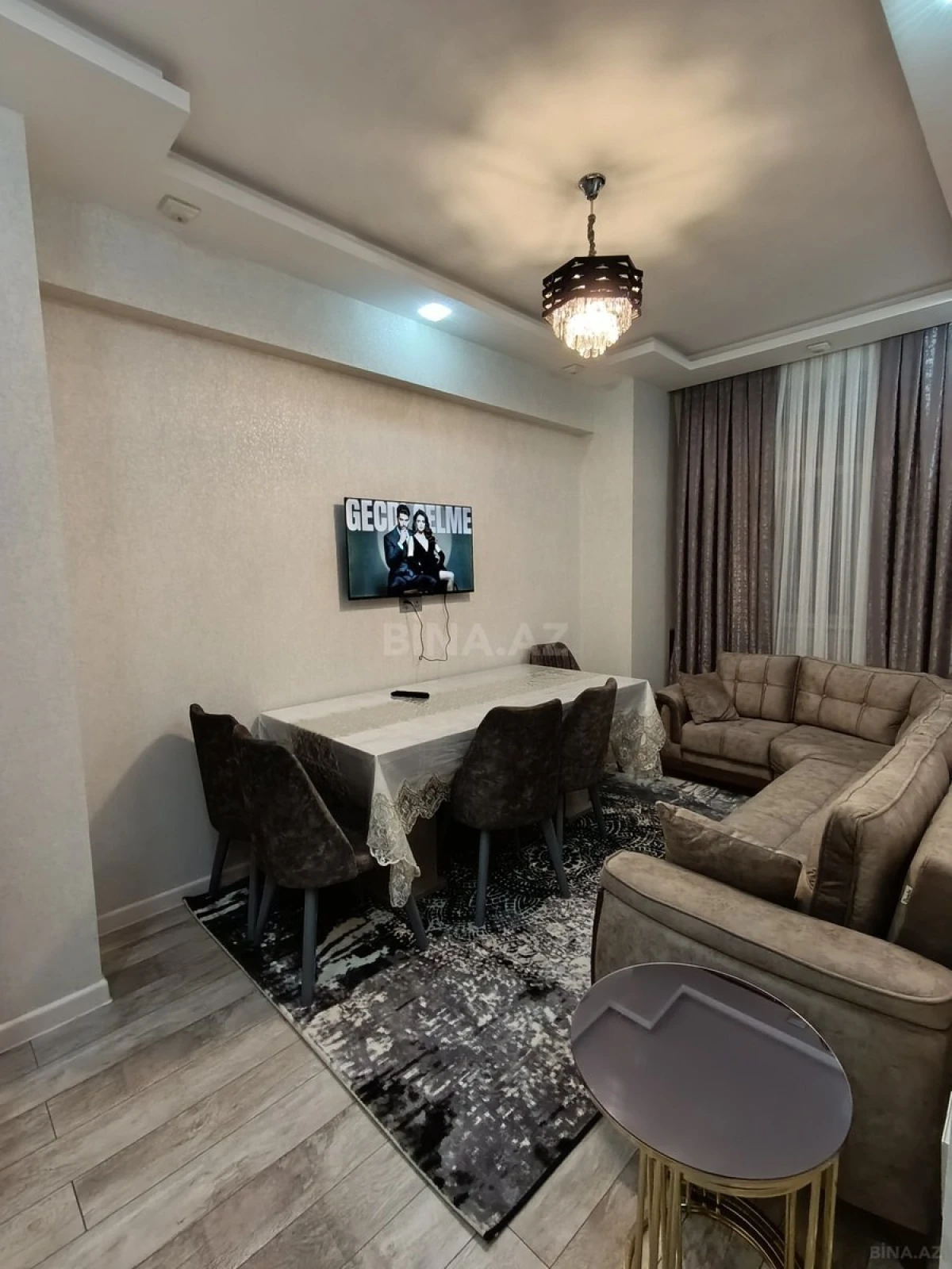 Satılır 2 otaqlı mənzil 70 m²