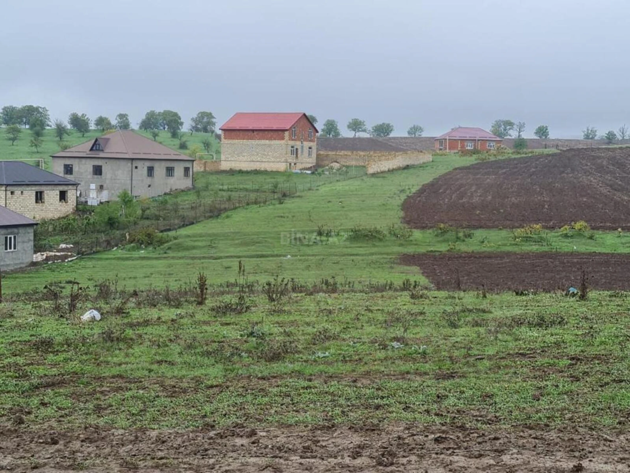 Satılır torpaq sahəsi 100 m²