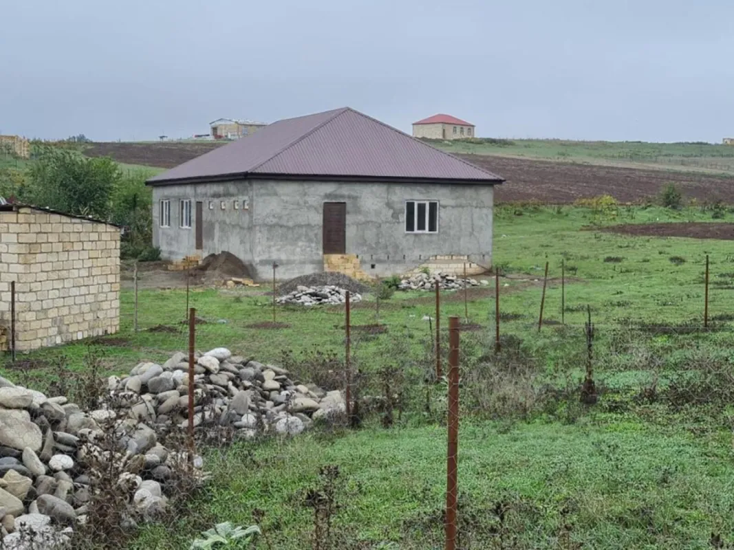 Satılır torpaq sahəsi 100 m²