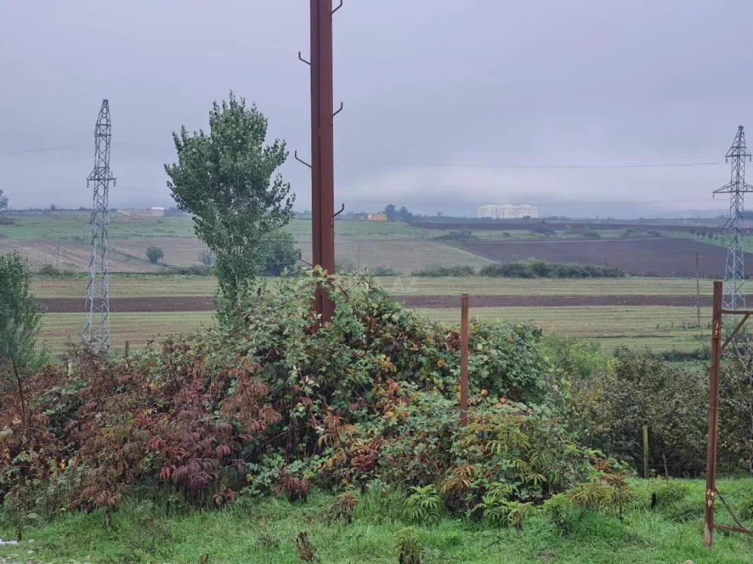 Satılır torpaq sahəsi 100 m²