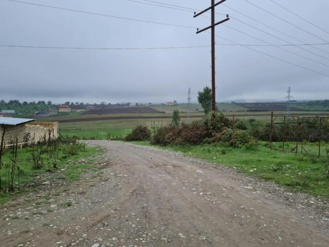 Satılır torpaq sahəsi 100 m²