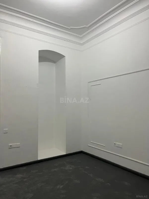 Kirayə verilir obyekt 130 m²