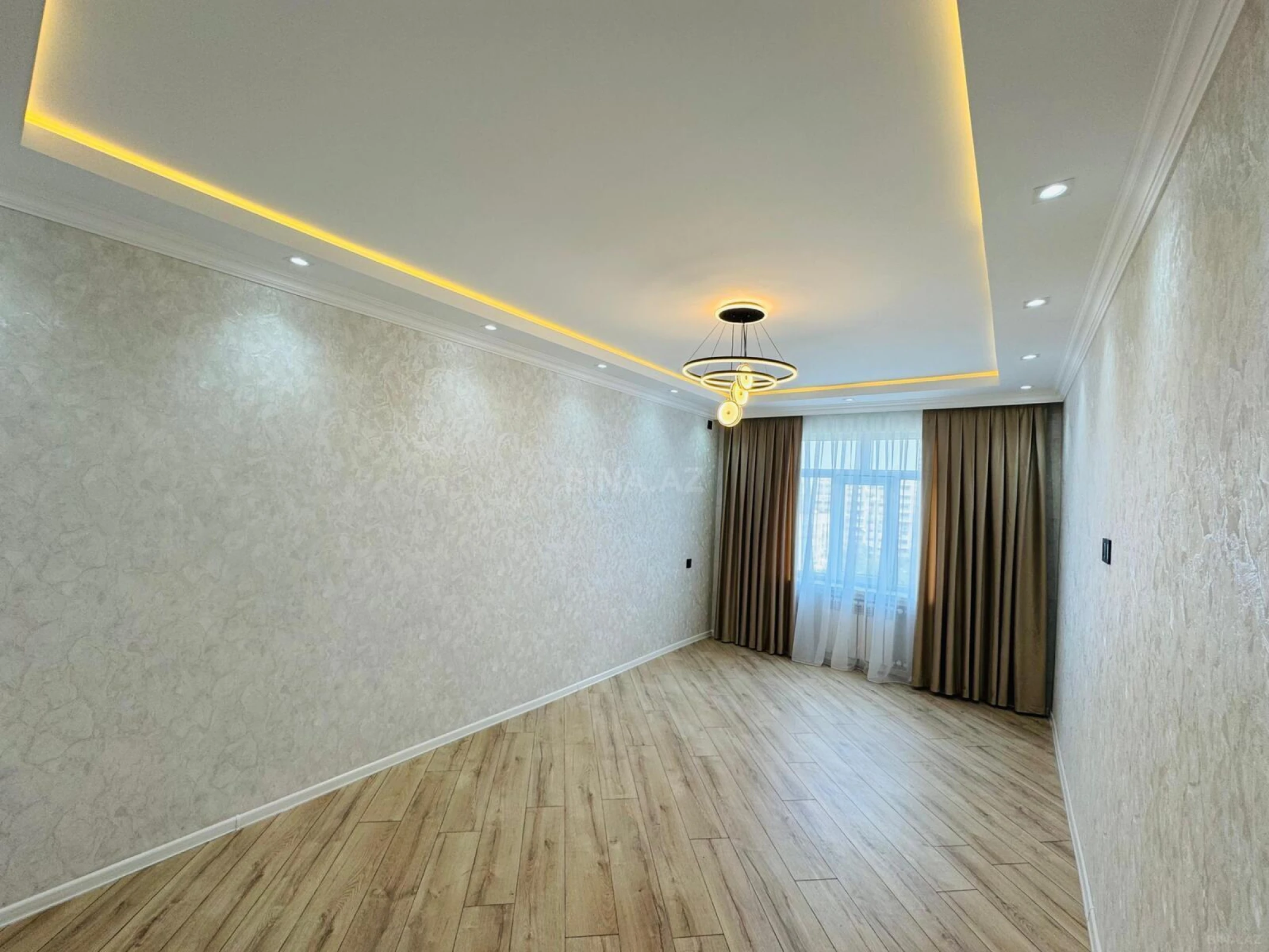 Satılır 3 otaqlı mənzil 65 m²