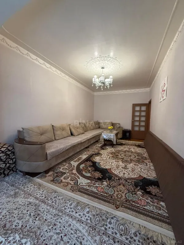 Satılır 3 otaqlı mənzil 70 m²