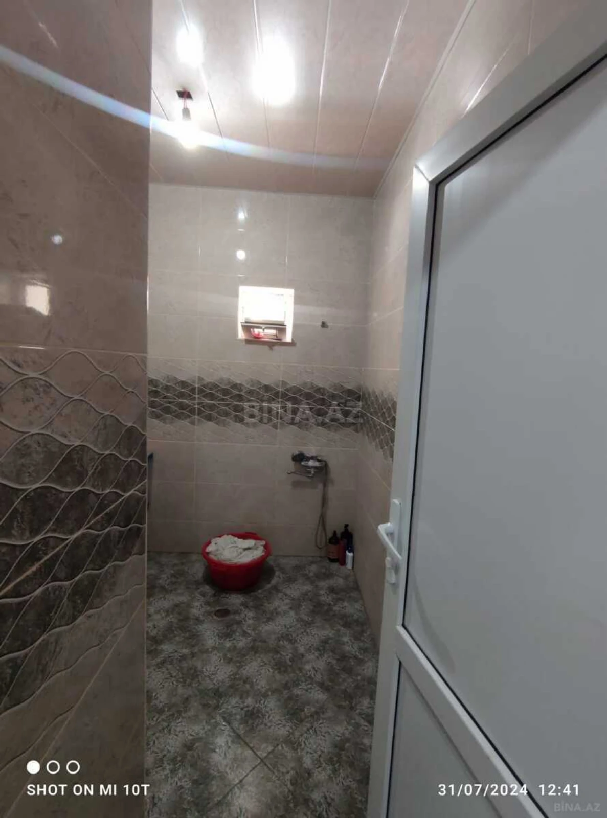 Kirayə verilir 2 otaqlı mənzil 60 m²