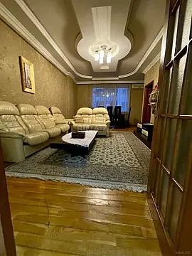 Kirayə verilir 3 otaqlı mənzil 100 m²