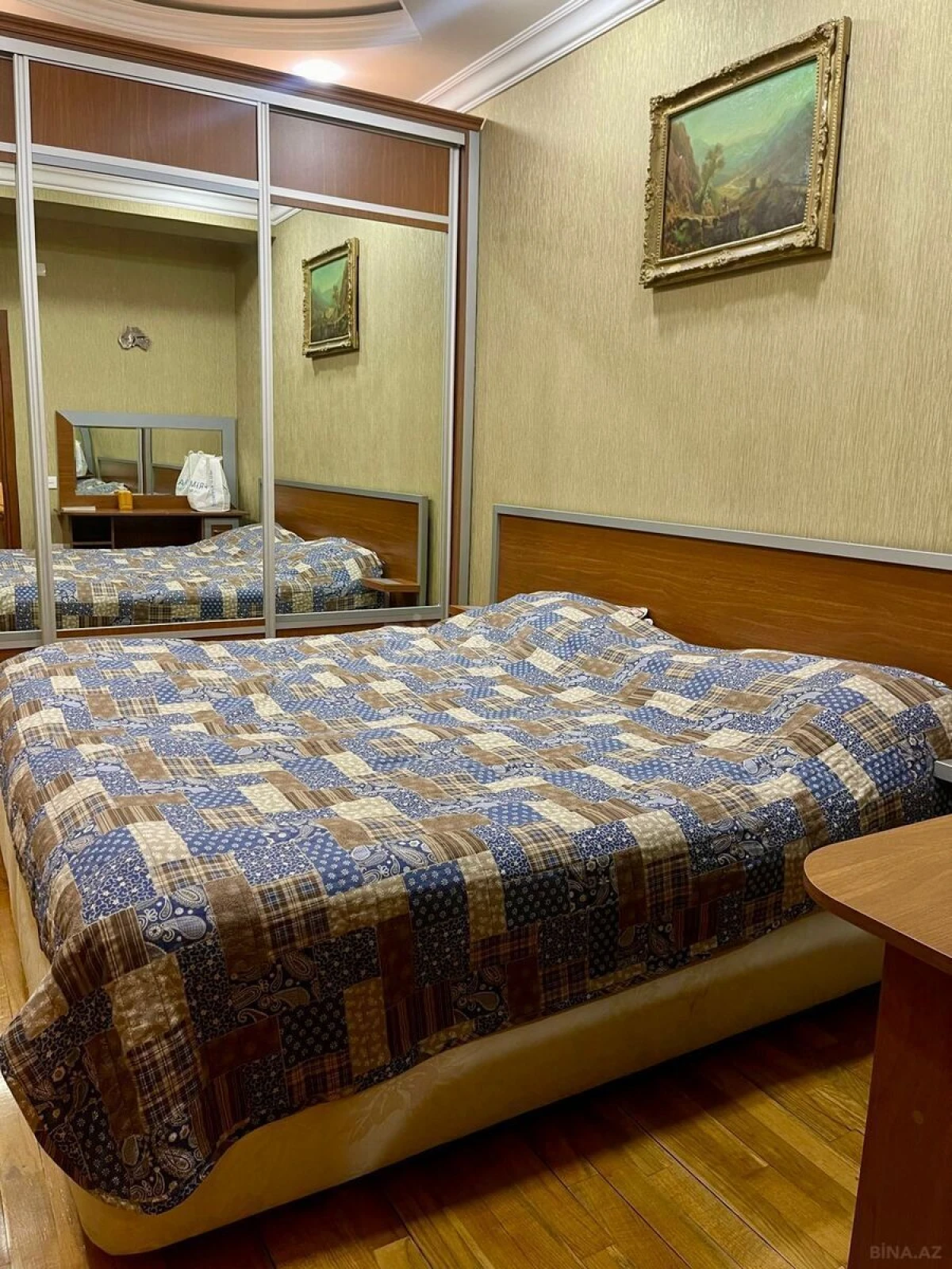 Kirayə verilir 3 otaqlı mənzil 100 m²